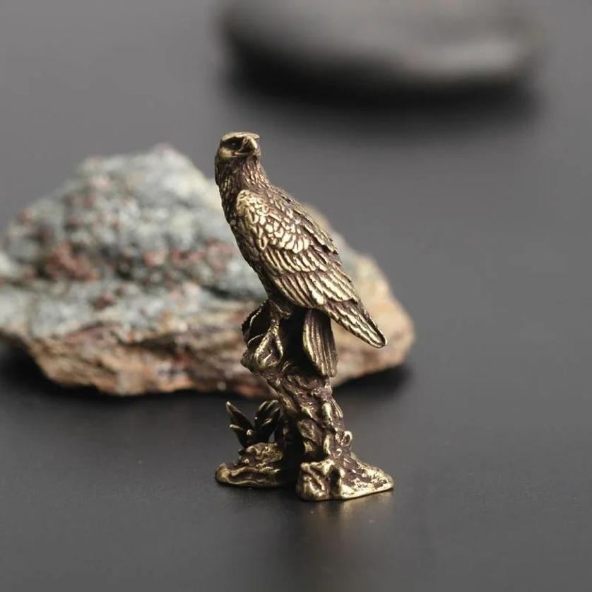 Model Kit Vintage - 1 Pcs New Eagle Statue Miniature