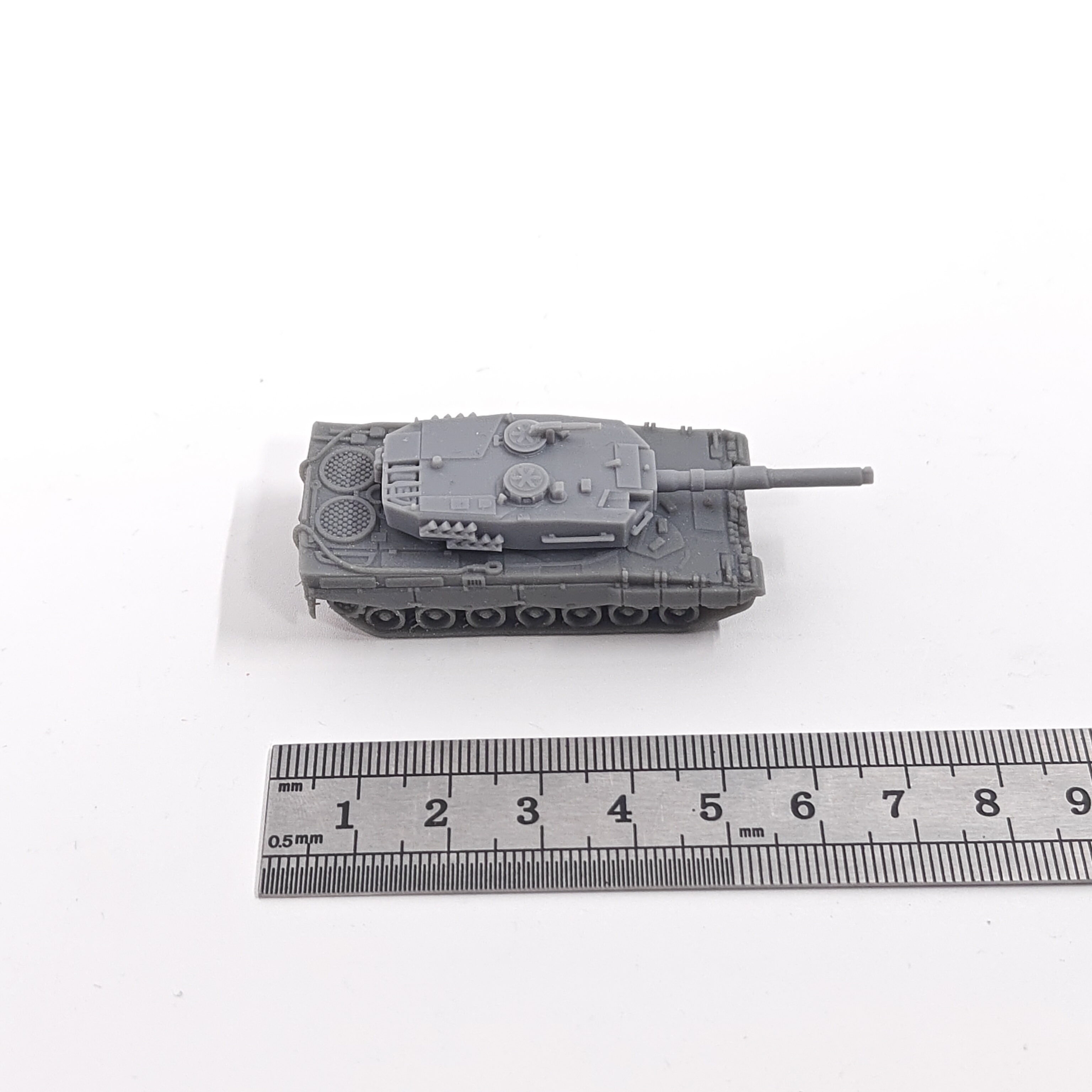 1/144 Scale Leopard 2 Main Bat – Model Kit Knight Bewertung und Preis