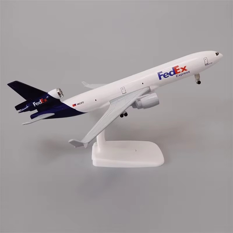 Airplane Model 20cm Air Fedex  – Model Kit Centaur Bewertung und Preis