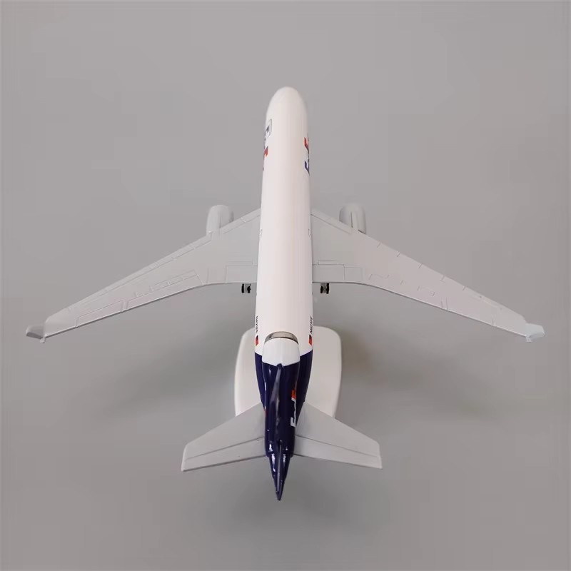 Airplane Model 20cm Air Fedex  – Model Kit Centaur Bewertung und Preis