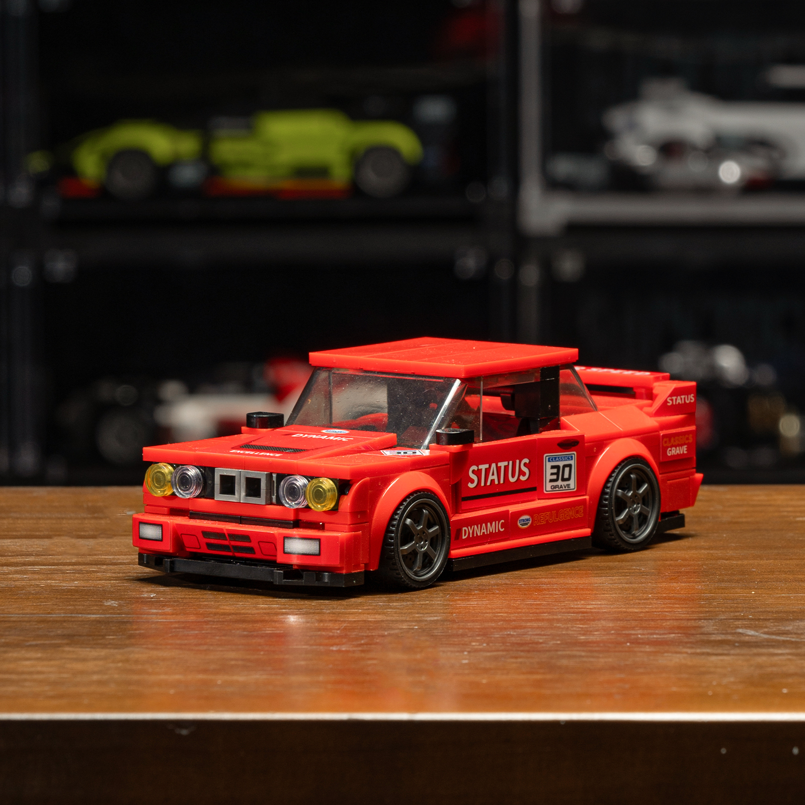 302PCS Red Classic Sports Car  – Model Kit Vintage Bewertung und Preis