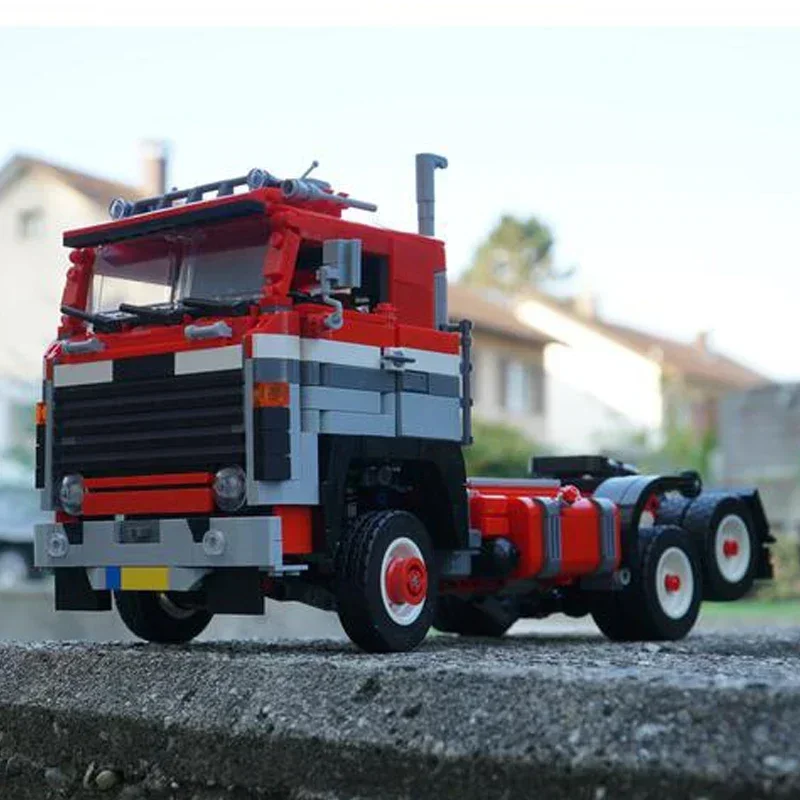 2025 NEW transport truck 141 V – Model Kit V8 Bewertung und Preis